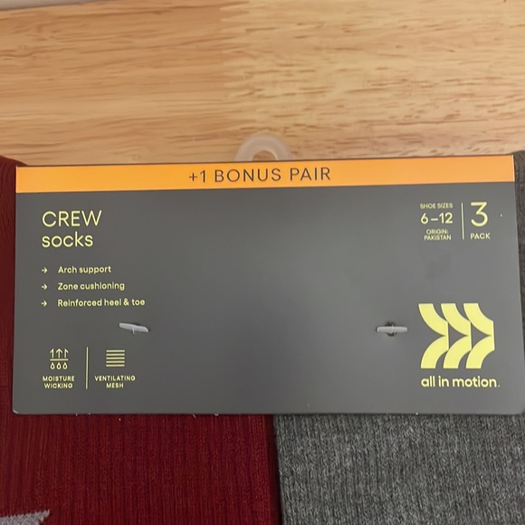 Brand New 4pk Men’s Crew Socks - Picture 2 of 4